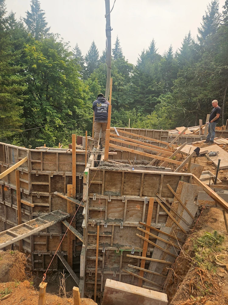 Kingdom Construction On The Job